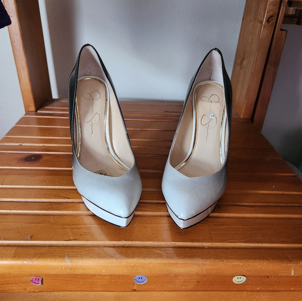 Jessica Simpson Gray Pointed Toe Platform Heels